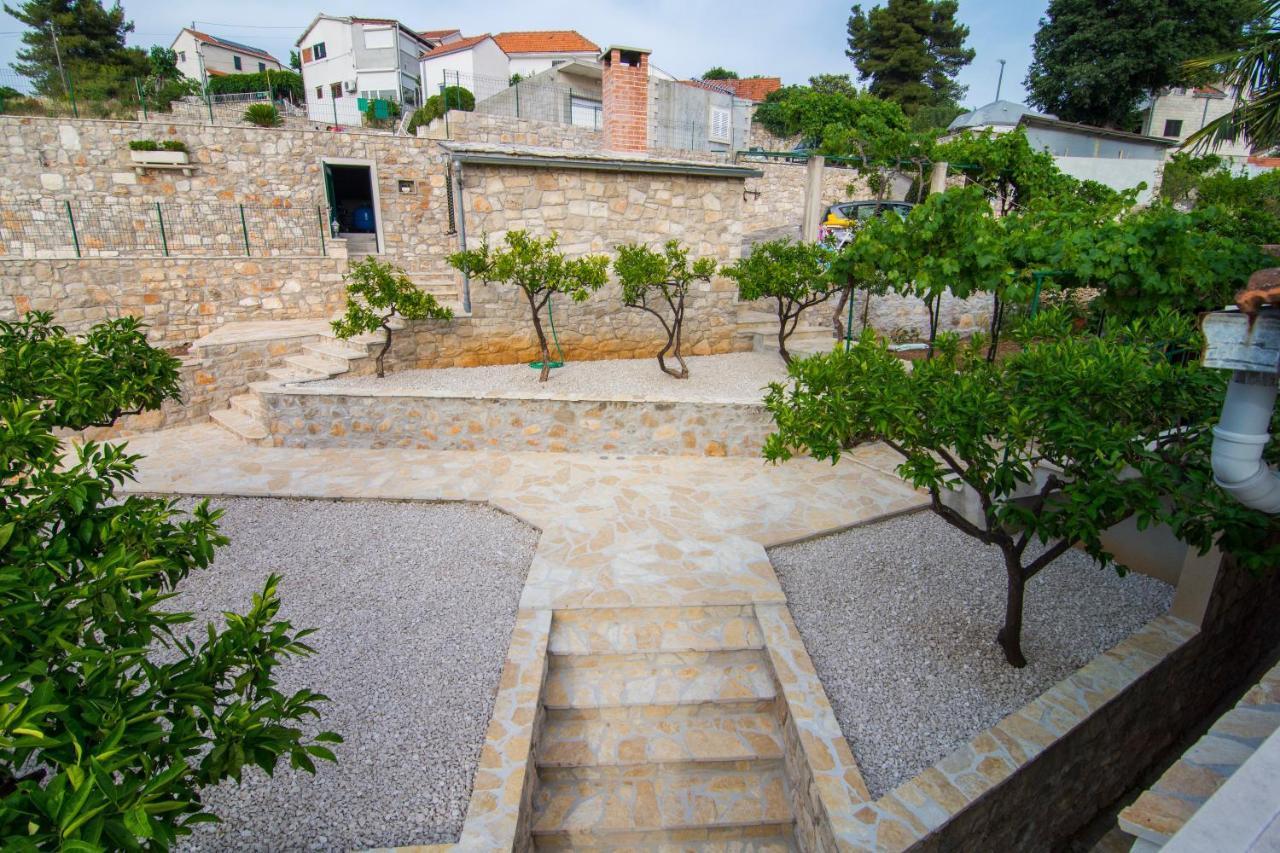 Villa Sanja, Splitska Luaran gambar